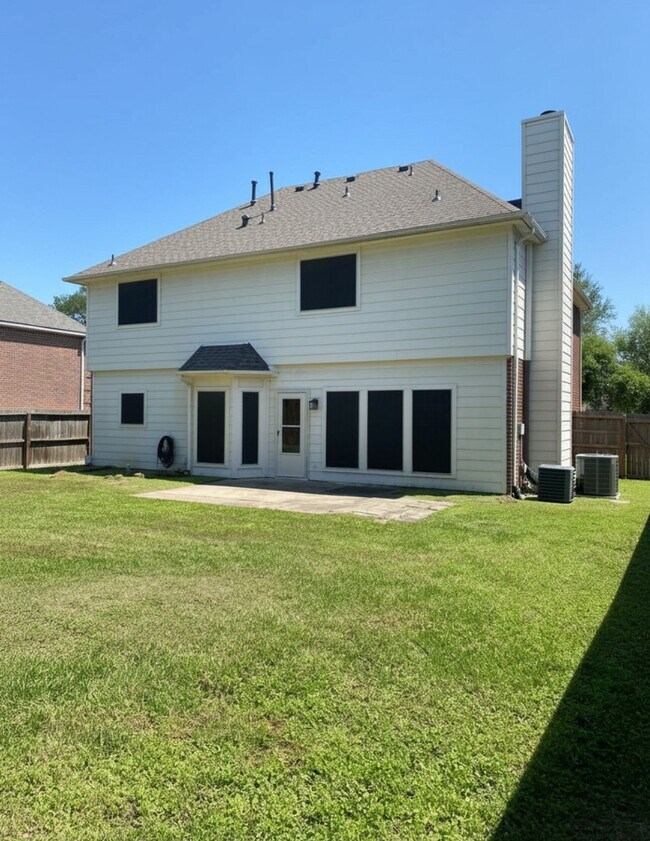 Building Photo - 24210 Schivener House Ln