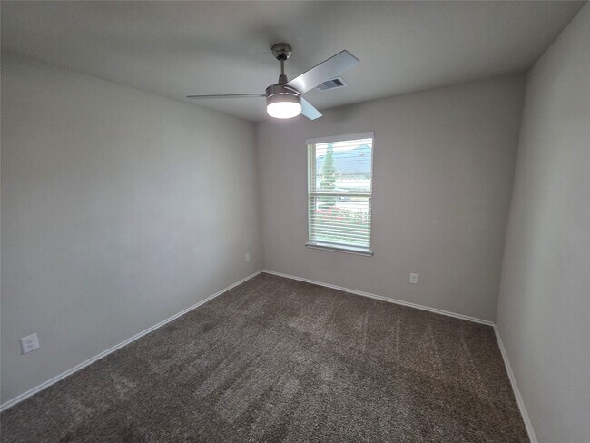 Building Photo - 9257 Inland Leather Ln