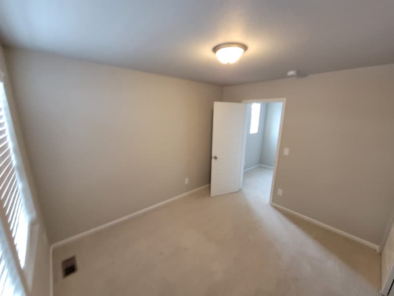 Building Photo - 7046 Silvergrass Dr