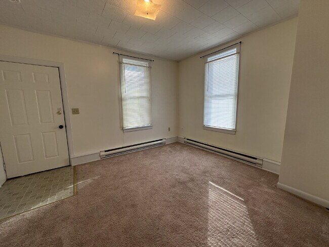 Building Photo - Ground Floor Apartment in Manchester