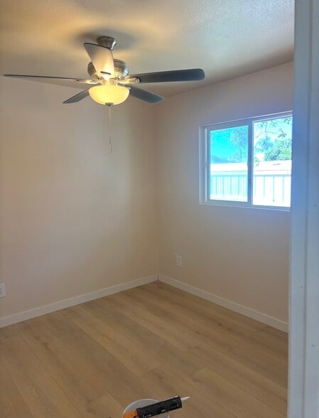 Building Photo - 4519 Grove Ave