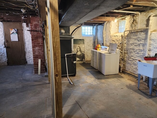 Building Photo - 3444 Price Ave