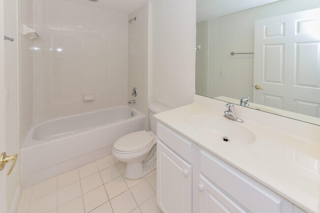 Building Photo - 12787 SE Old Cypress Dr