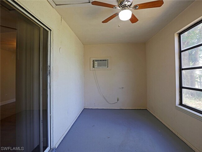 Building Photo - 7493 Pebble Beach Rd