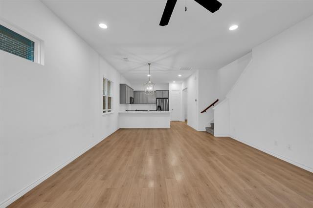 Building Photo - 2825 Stanley Ave