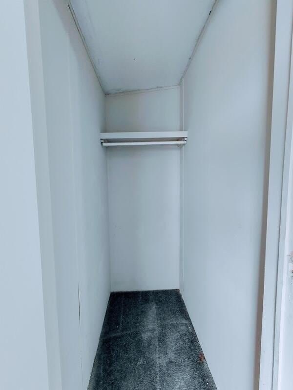 Building Photo - 220 Sunshine Dr