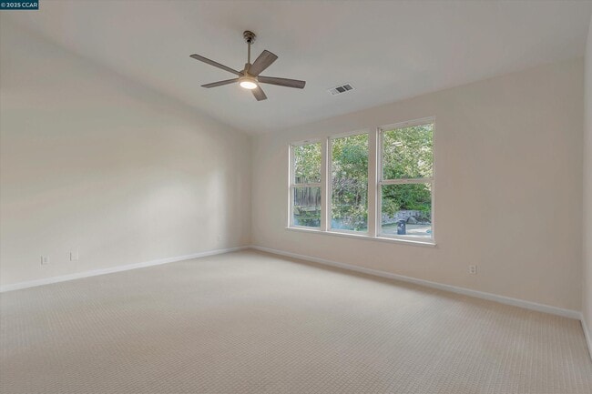 Building Photo - 4719 Golden Bear Dr