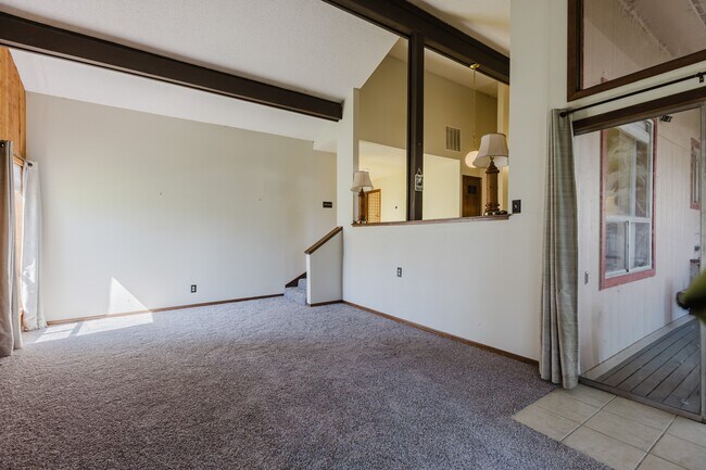 Building Photo - 217 Pinon Causeway