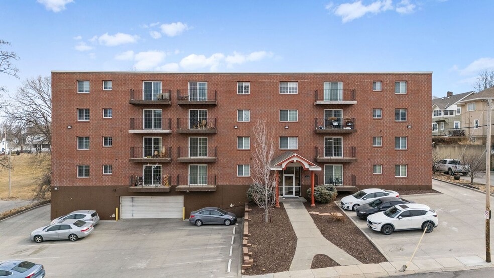 Building Photo - The Park Terrace