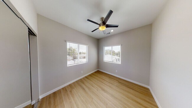 Building Photo - 4BD/2BA on La Dorna