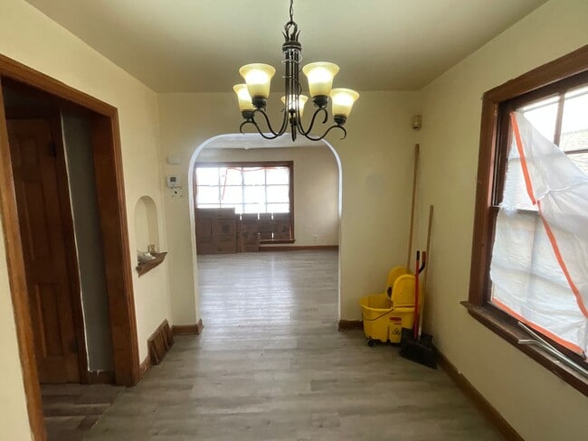 Building Photo - Charming Three-Bedroom Single-Family Home with Ongoing Updates