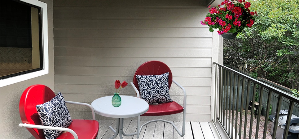 Covered balcony - 6724 Eastridge Dr