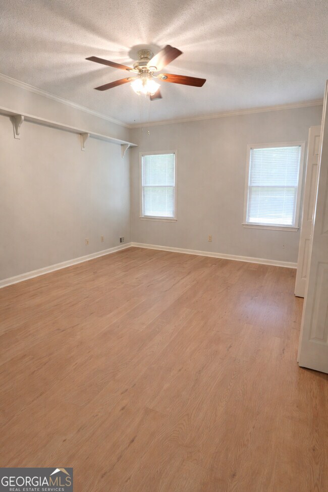 Building Photo - 120 Old Conyers Dr