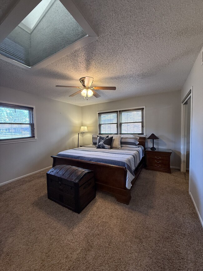 Building Photo - 2709 57th St