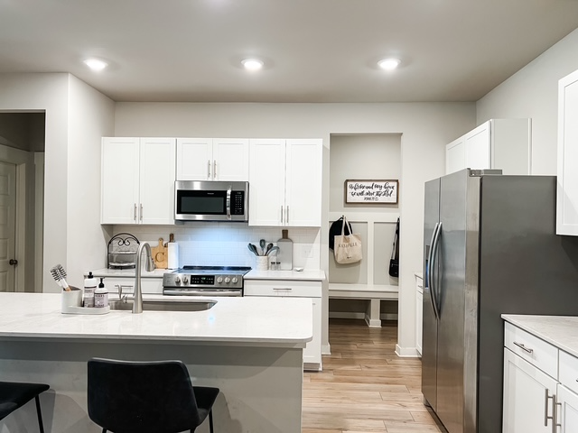 Building Photo - 5037 Percival Dr