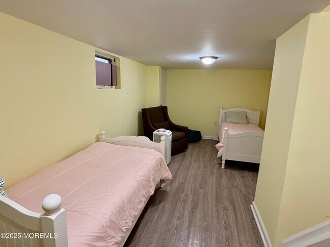 Building Photo - 7 Atlantic Ave