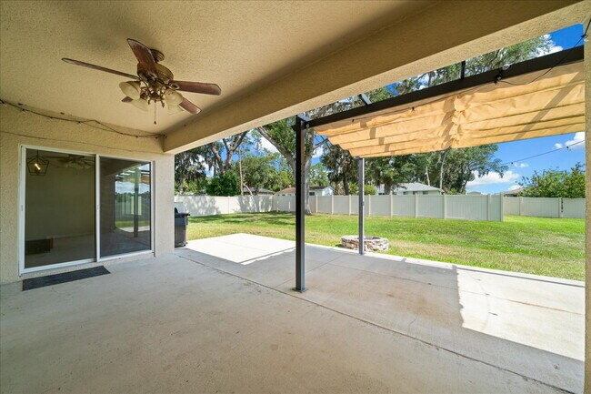 Building Photo - Move-In Ready! ***2 WEEKS FREE RENT**Beautiful 4-Bedroom Home with Modern Finishes & Room to Grow