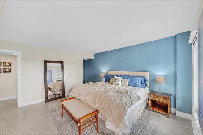 Building Photo - 1111 S Ocean Blvd