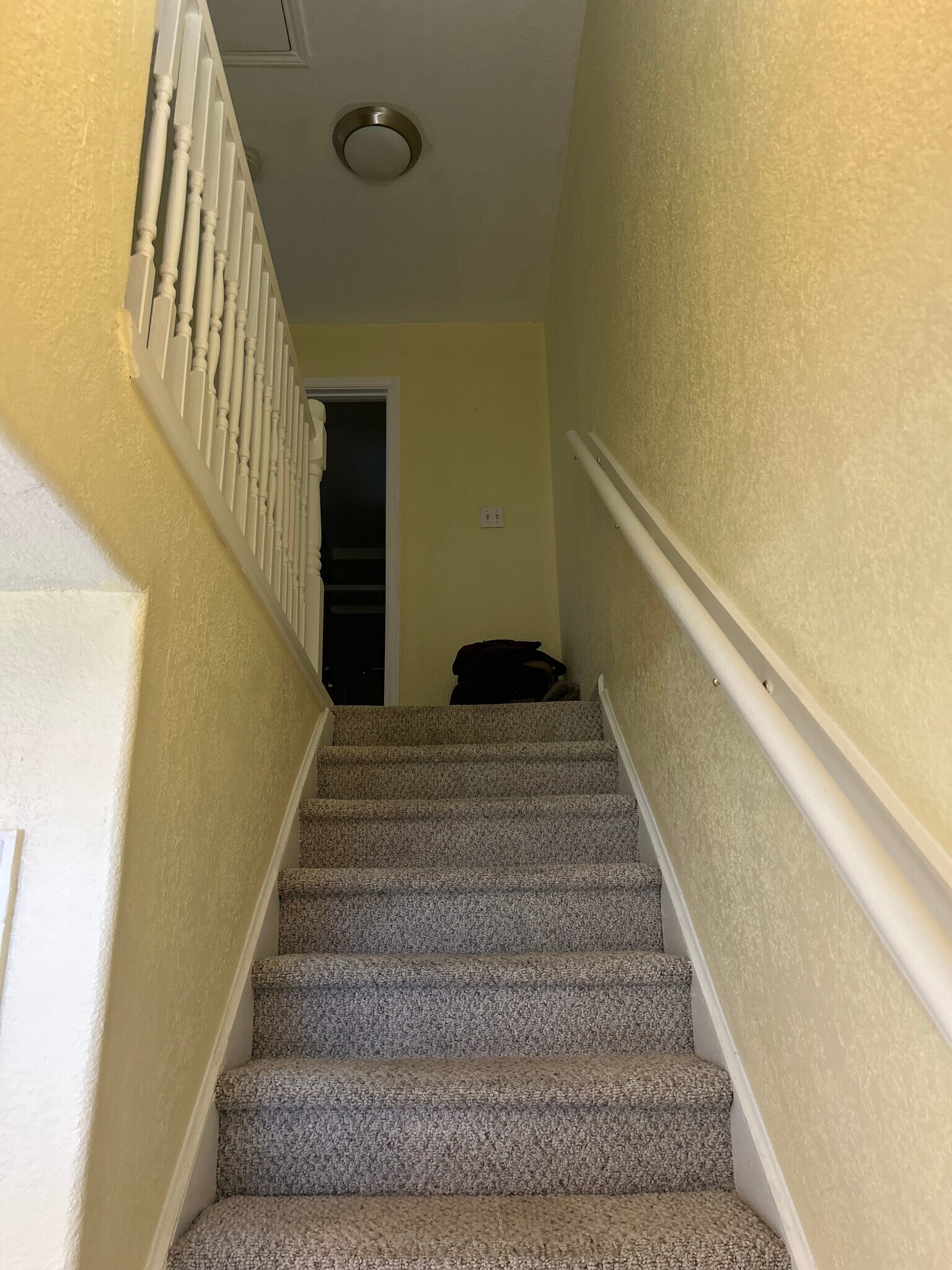 3 bedrooms and bathroom upstairs - 10813 Sandpiper Dr