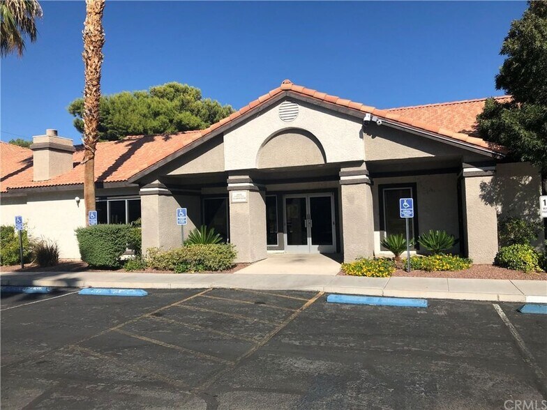 Primary Photo - 2606 S Durango Dr