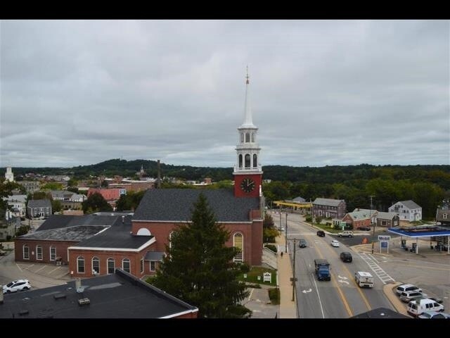 Building Photo - 2 Silver St