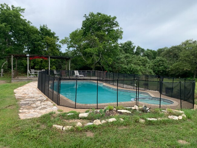 Primary Photo - 4296 TX-304