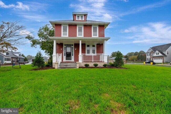 Building Photo - 512 N Farm Crossing Rd