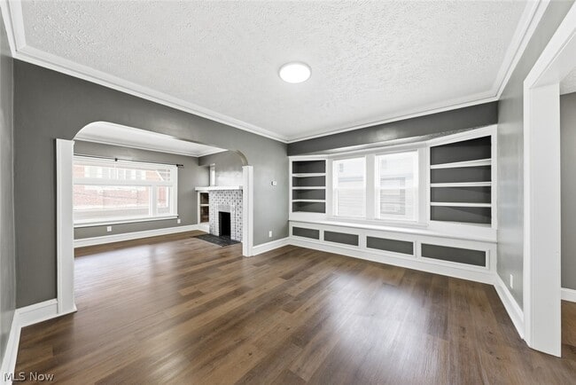 Building Photo - 3904 Ardmore Ave