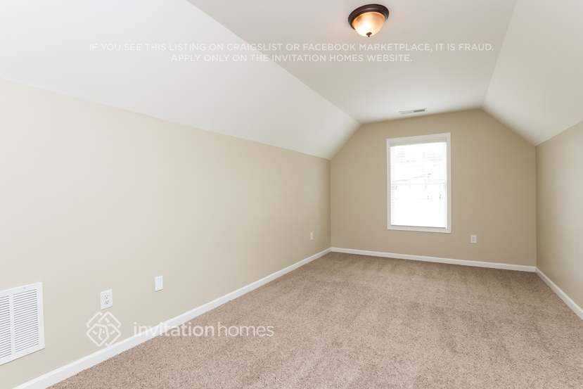 Building Photo - 3640 Cedar Springs Ln SE