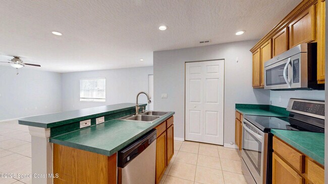 Building Photo - 234 Johnson Ave