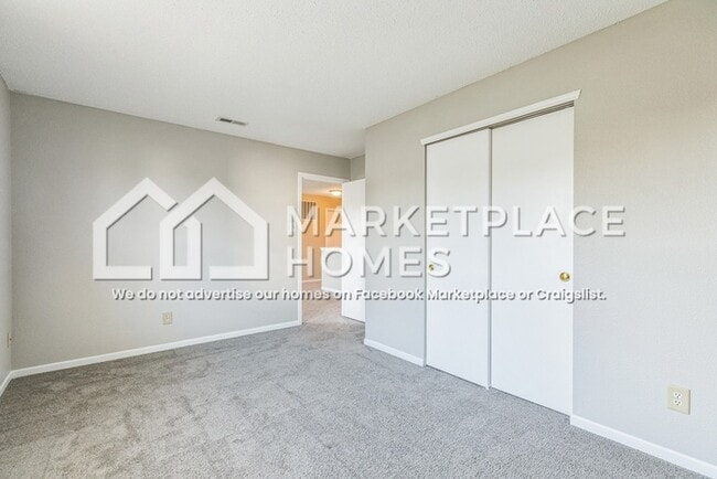 Building Photo - 10760 August Dr