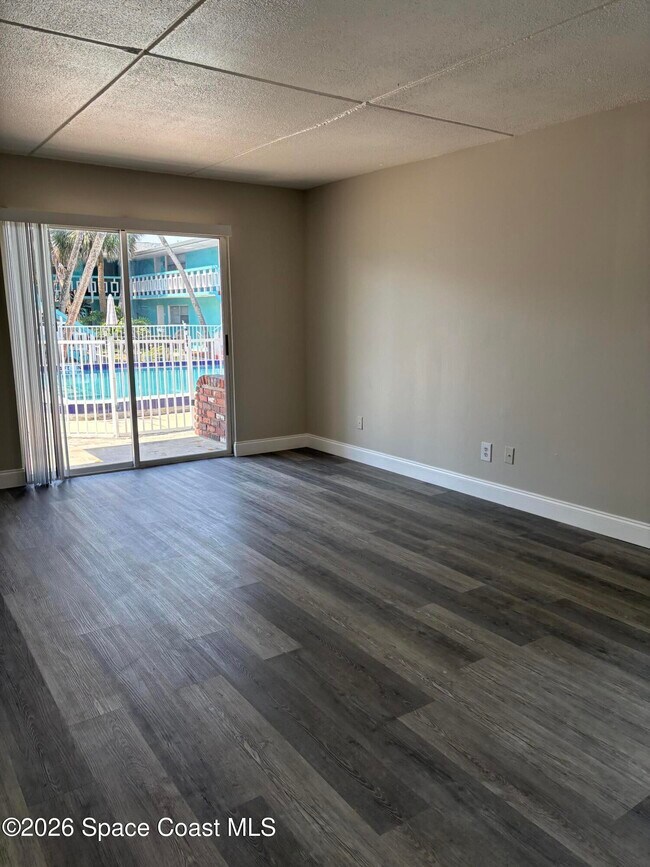 Building Photo - 321 Johnson Ave