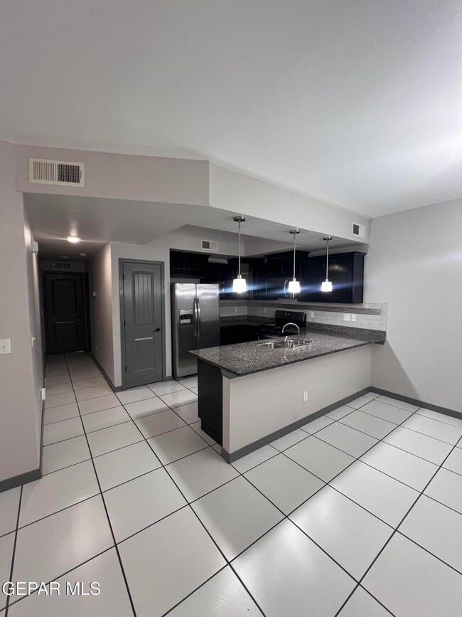 Building Photo - 807 HC Gilbert Minjares Dr