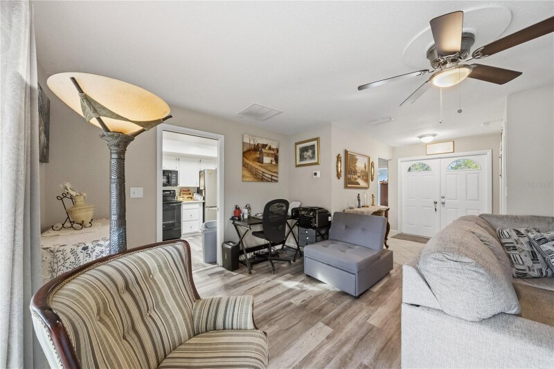 Building Photo - 2507 Bluegrass St