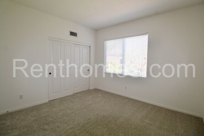 Building Photo - 11217 Golden Birch Way