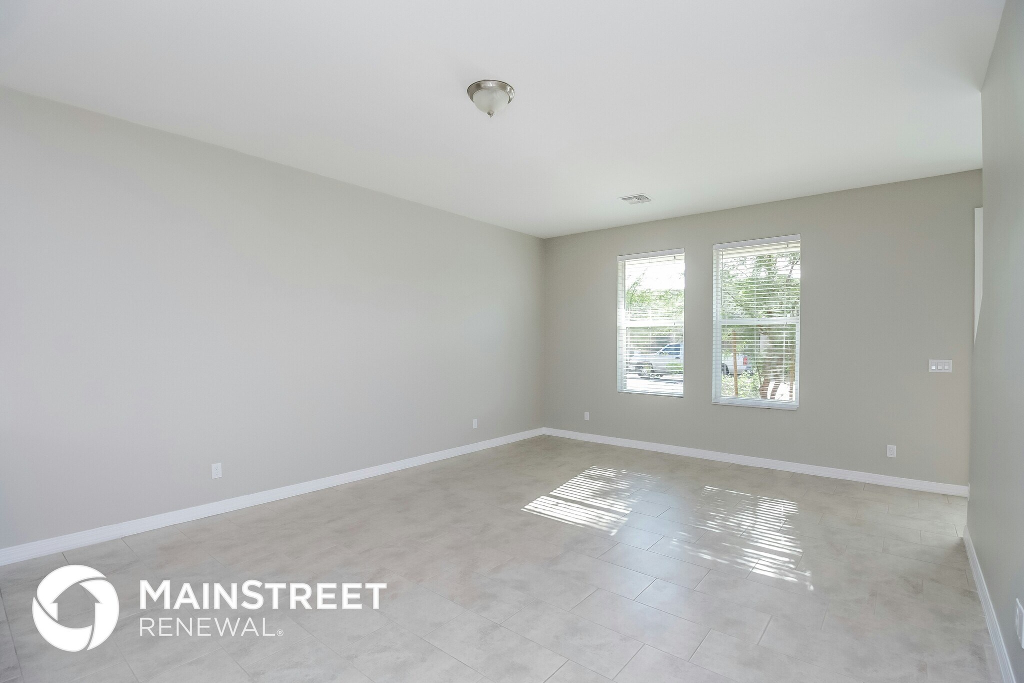 Building Photo - 2000 N 36th St