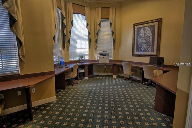 Building Photo - 10017 Courtney Palms Blvd