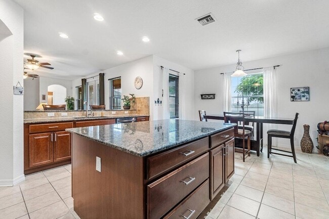 Building Photo - 3441 Oakmont Estates Blvd