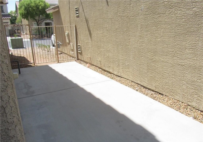 Building Photo - 7232 Eagles Pride St