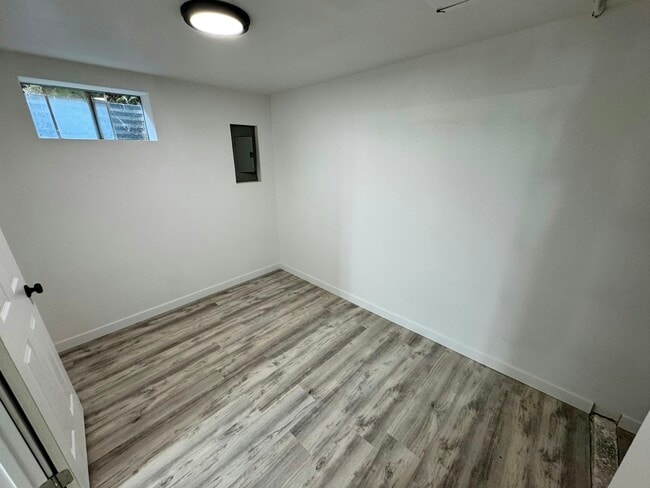 Building Photo - 5125 N Lidgerwood St