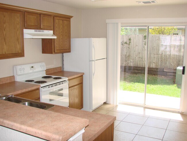 Building Photo - 73 Autumn Pass