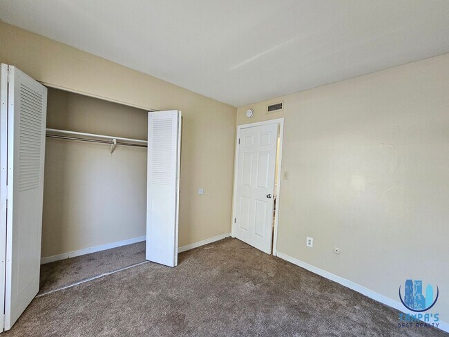 Building Photo - 7602 W Powhatan Ave