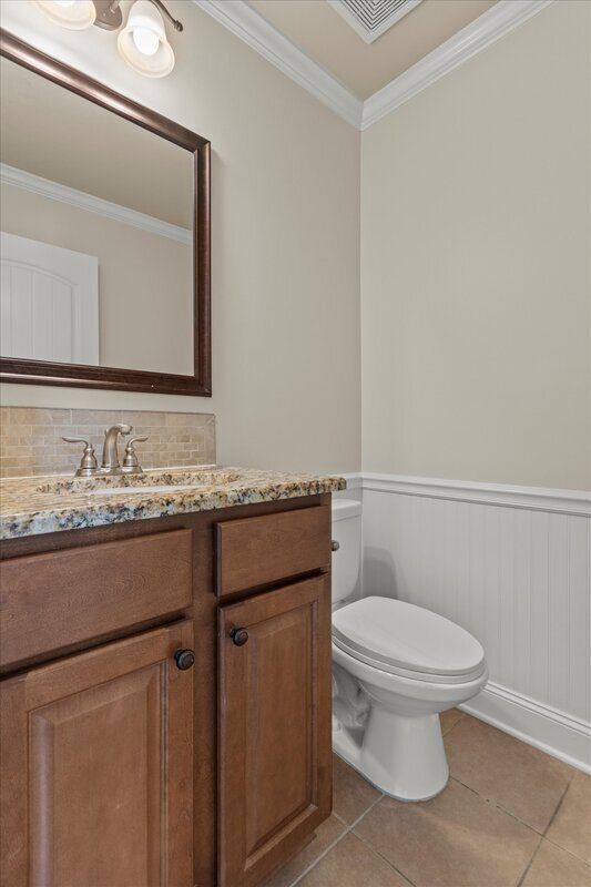 Building Photo - 2525 Millwood Cir SE