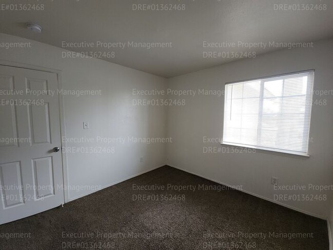 Building Photo - Location, Location (93313 HARRIS RD/ ASHE ...