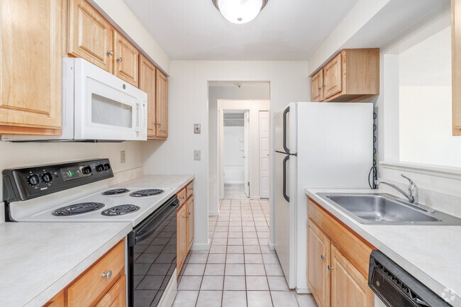 Interior Photo - Willow Stream Apartments South