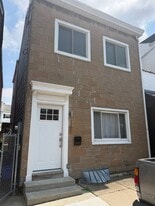 Building Photo - 137 S 15th St