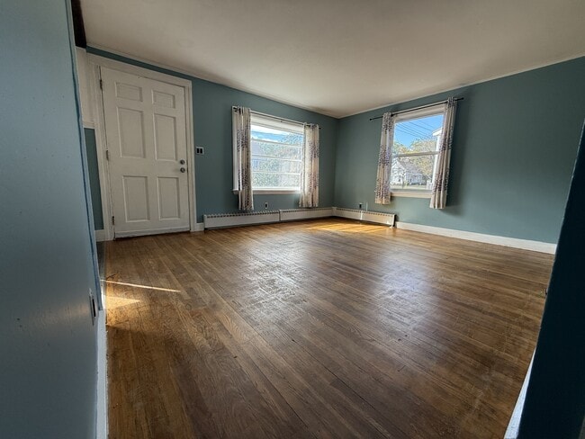 Building Photo - 66 Memory Ln