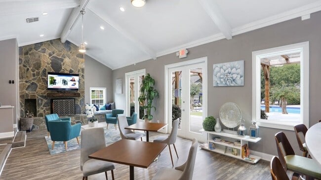 Building Photo - 1955 Bells Ferry Rd