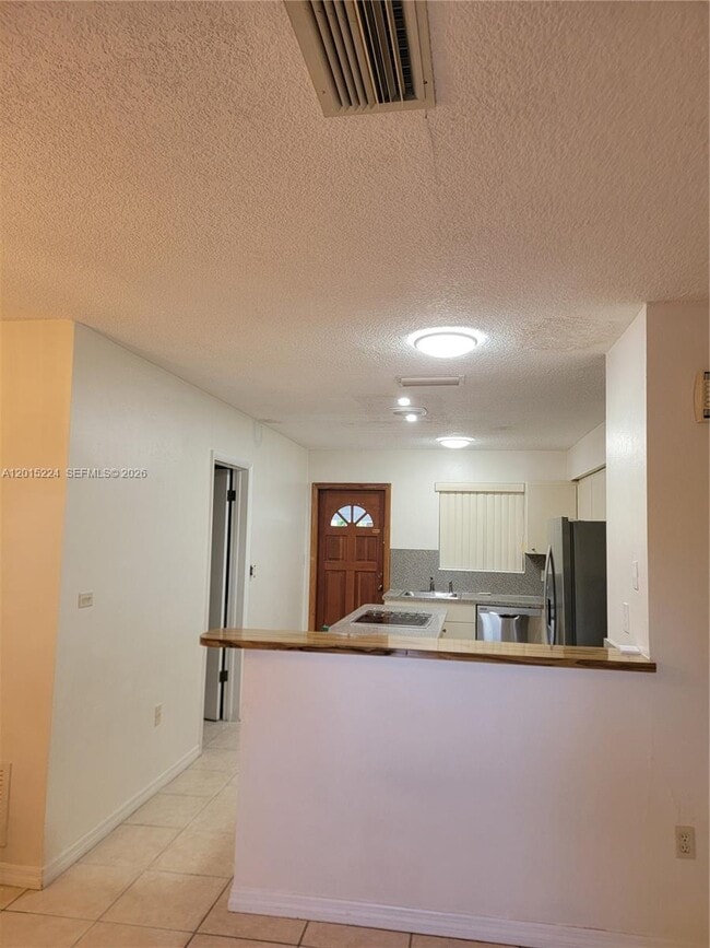 Building Photo - 6510 SW 20th St