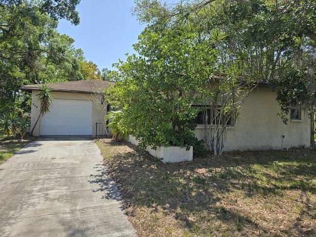 Primary Photo - 809 Green Valley Rd